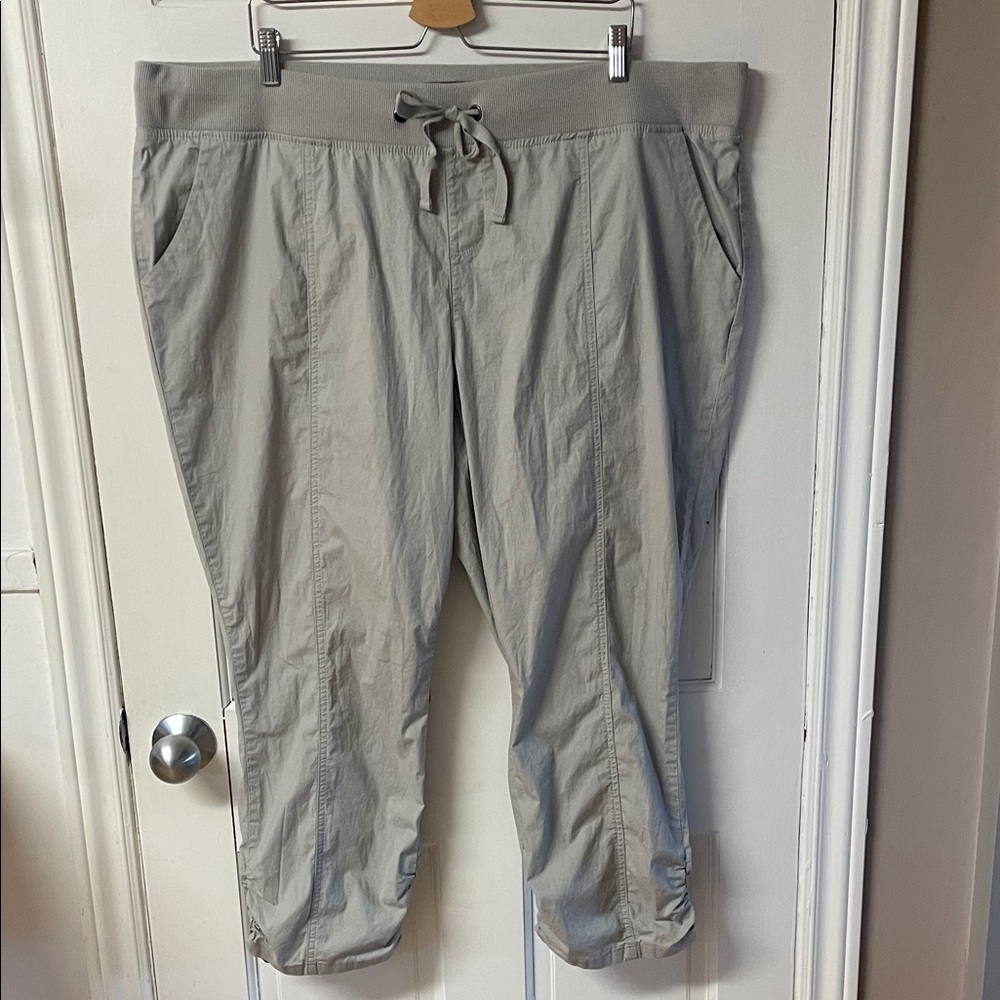 Torrid grey plus size pull on casual pants with ruched ankles women’s size 3X